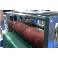 Maschine zur Herstellung von Einweg-Krankenhausunterwäsche für Vlieshosen