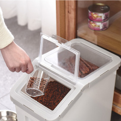 Wholesale High Quality Plastic 5kg Storage Airtight Pet Food Container