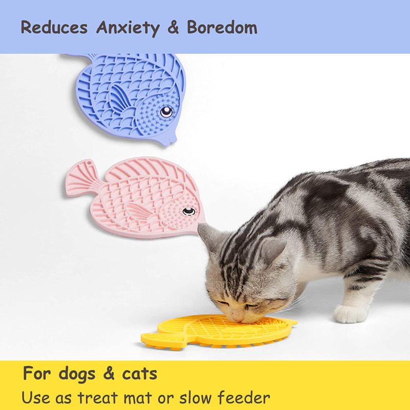 Lick Mat for Dogs & Cats Dog Slow Feeders with Strong Suction Cups Pet Products