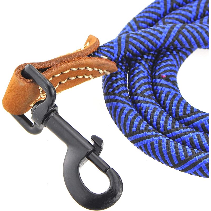 Heavy Duty Metal Sturdy Clasp Mountain Climbing Rope Leash Leather Tailored Connection with Strong Stitches