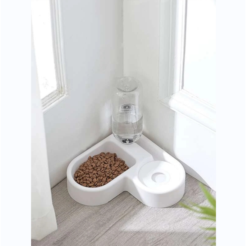 Twin-bowl Automatic Pet Waterer Settle at Corner Of Wall
