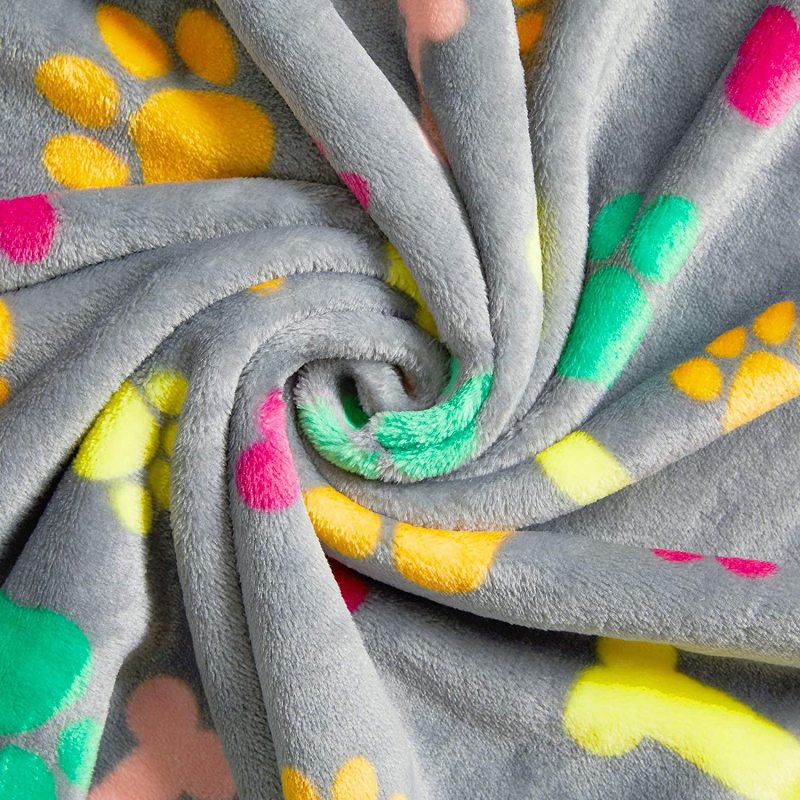 Softness and Fluffy Lightweight Micro Plush Fleece Pet Blanket for Small Dogs, Puppies, Cats and Kittens, Vivid Color