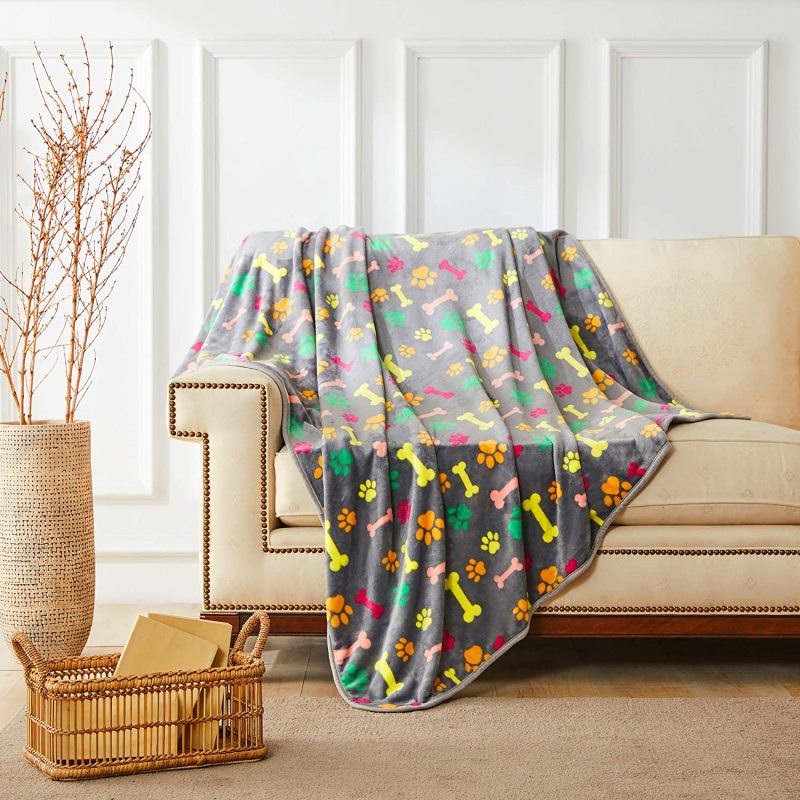 Softness and Fluffy Lightweight Micro Plush Fleece Pet Blanket for Small Dogs, Puppies, Cats and Kittens, Vivid Color