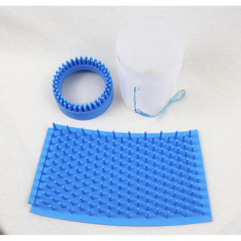 Hotsale Portable Silicone Inside Dog Paw Washer Cup Easy Cleaning Dog Muddy Feet Cleaner Cup