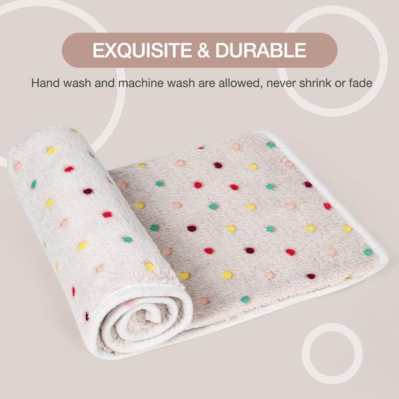 Dog Blankets for Small Dogs,Fleece Puppy Blankets Paw Print Pattern Throw for Pet, Small Dog Kitten Blankets Washable