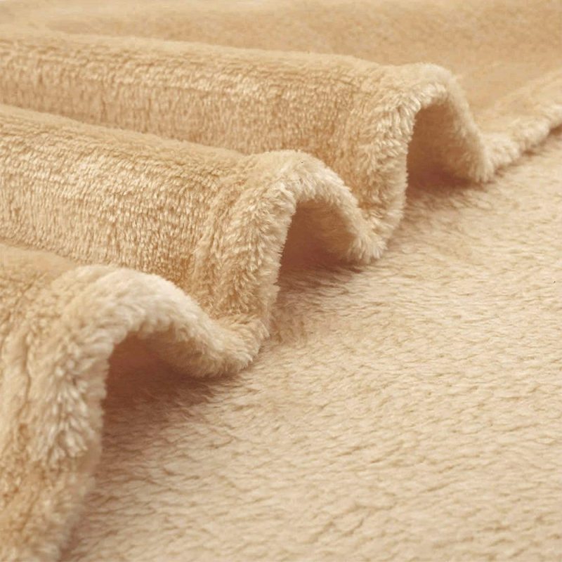 Pet Dog Blanket, Flannel Fleece Puppy Blanket Solid Plush Warm Rug Blankets and Throws for Small-Medium Dogs Cats Doggy Sleeping
