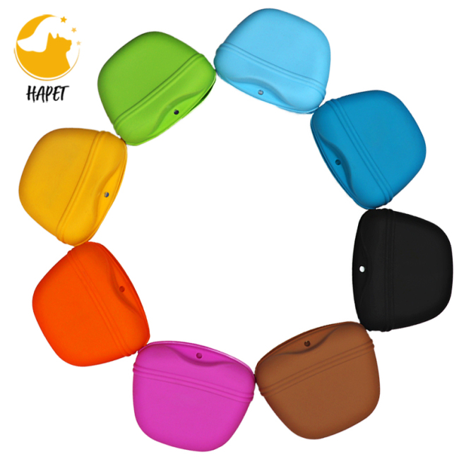 Silicone Pet Treat Pouch Pet Training Food Dispenser Outdoor Portable Pet Waist Bag