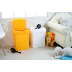 Wholesale Pet Food Storage Barrel Cat Dog Food Sealed Container Food Storage Bin With Scoop