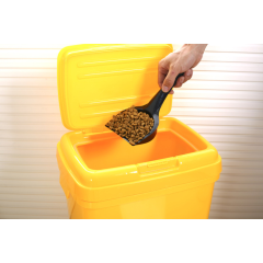 Wholesale Pet Food Storage Barrel Cat Dog Food Sealed Container Food Storage Bin With Scoop