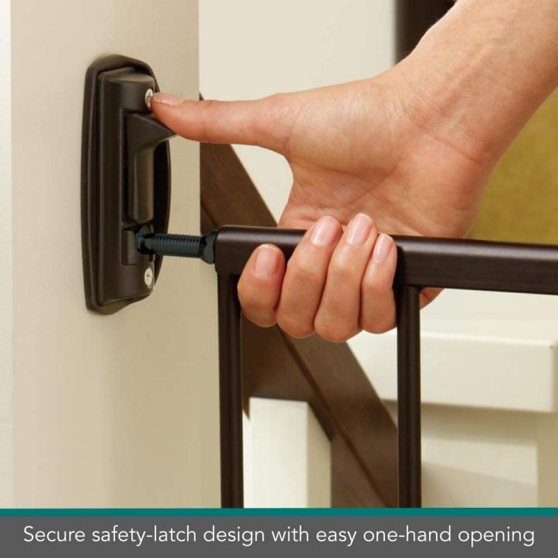 Heavy Duty Metal Construction Walk Pet Gate Hardware Mount For Stairs