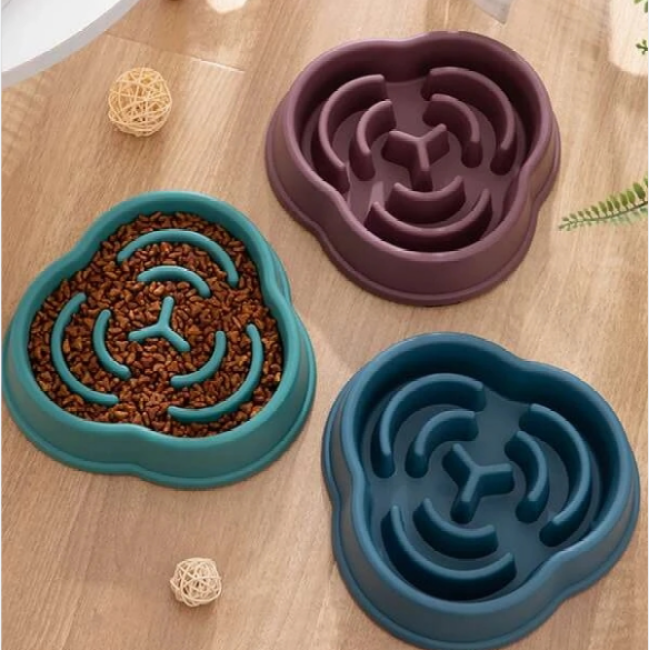 Factory Direct Sales of New Cloud Mercedes Cats and Pet Slow Food Bowl Anti Choking Bowl anti Skid Puzzle Healthy Bowl