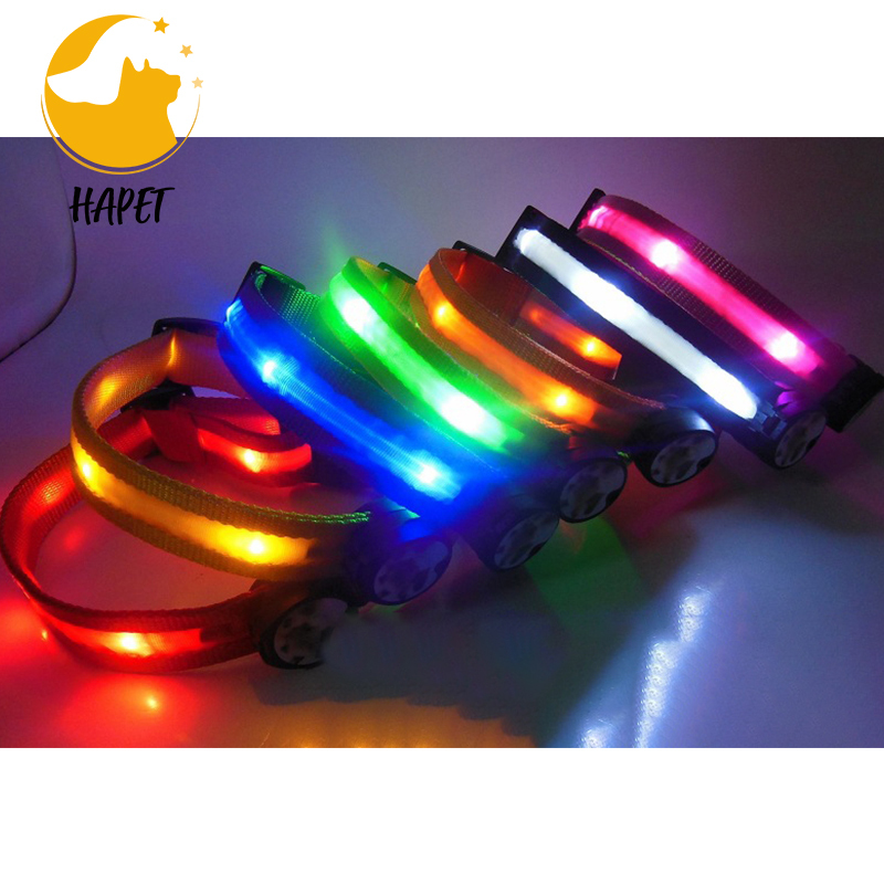 LED Dog Collar USB Rechargeable Adjustable Light up Dog Collar Super Bright Safety Light Glowing Collars