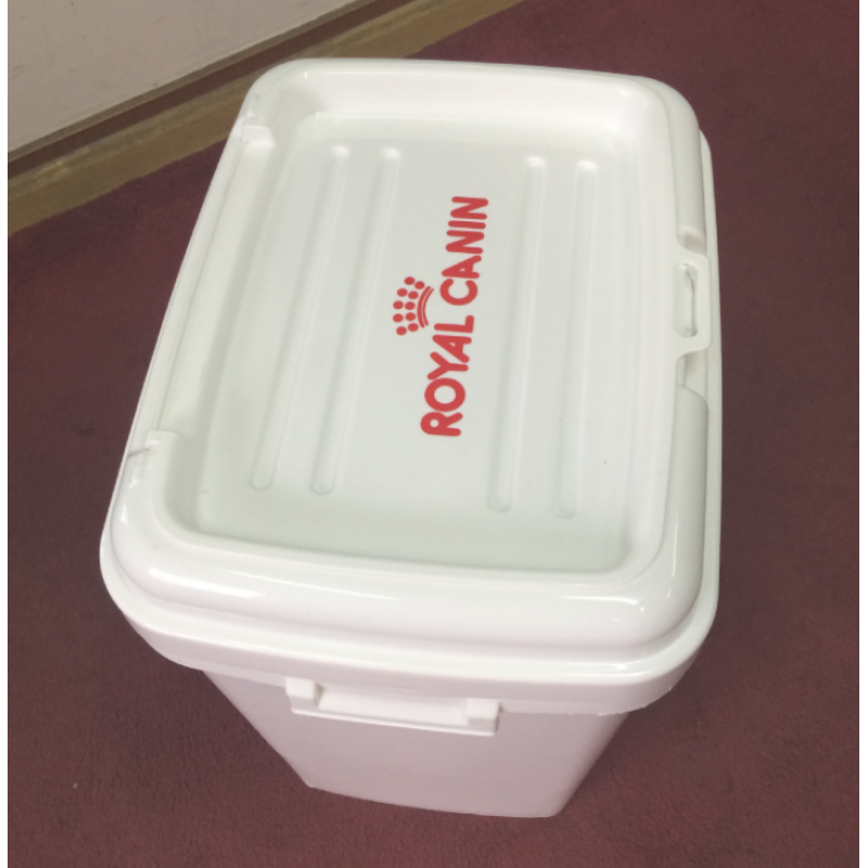 Custom OEM Pet food storage dog food container airtight PP plastic pet food container