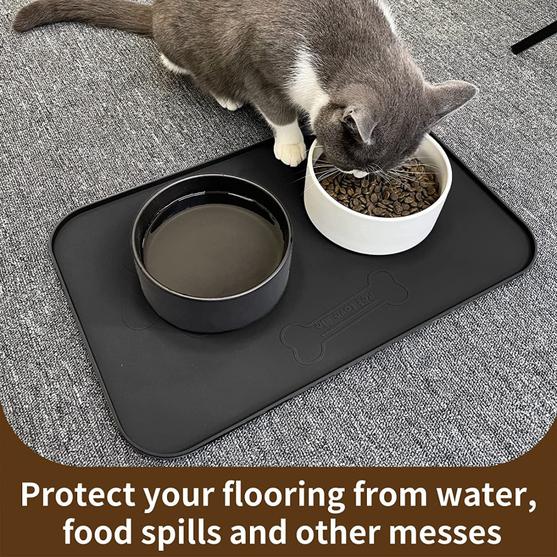 Foldable Pet Placemat Non-Slip Waterproof  Silicone Pet Feeding Mats for Small and Medium Cats and Dogs