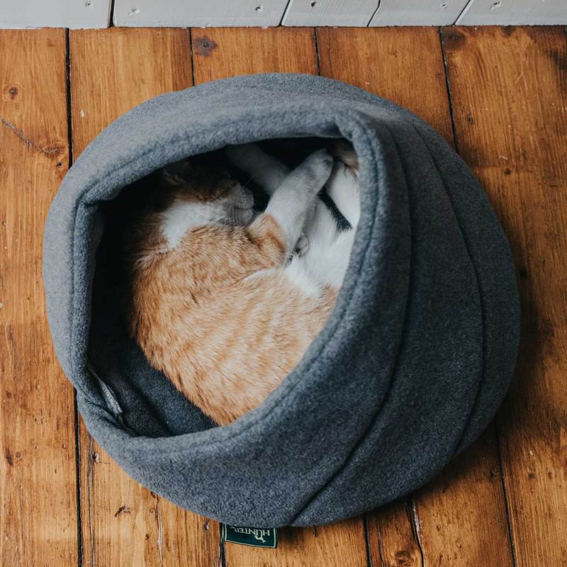 New Design Cat Bed Cave Beds for Indoor Cats Warm Cat Bed House Nest