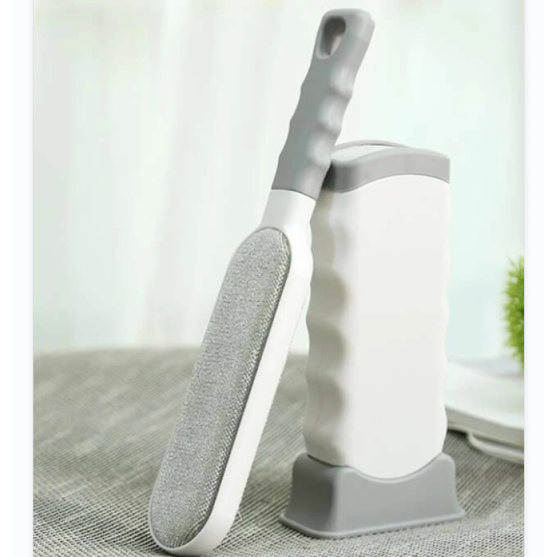 New hair cleaning brush roller electrostatic dust collector pet clothes hair-adhesive brush hair-removing magic device