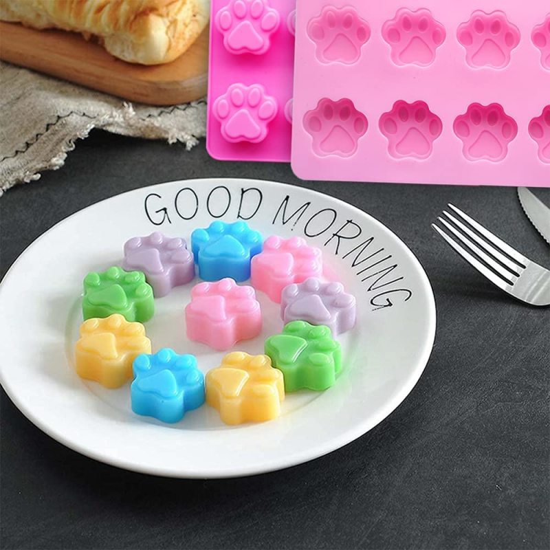 Cute Paw and Bone Dog Treat Pet Candy Mold Natural Food Grade for Baking