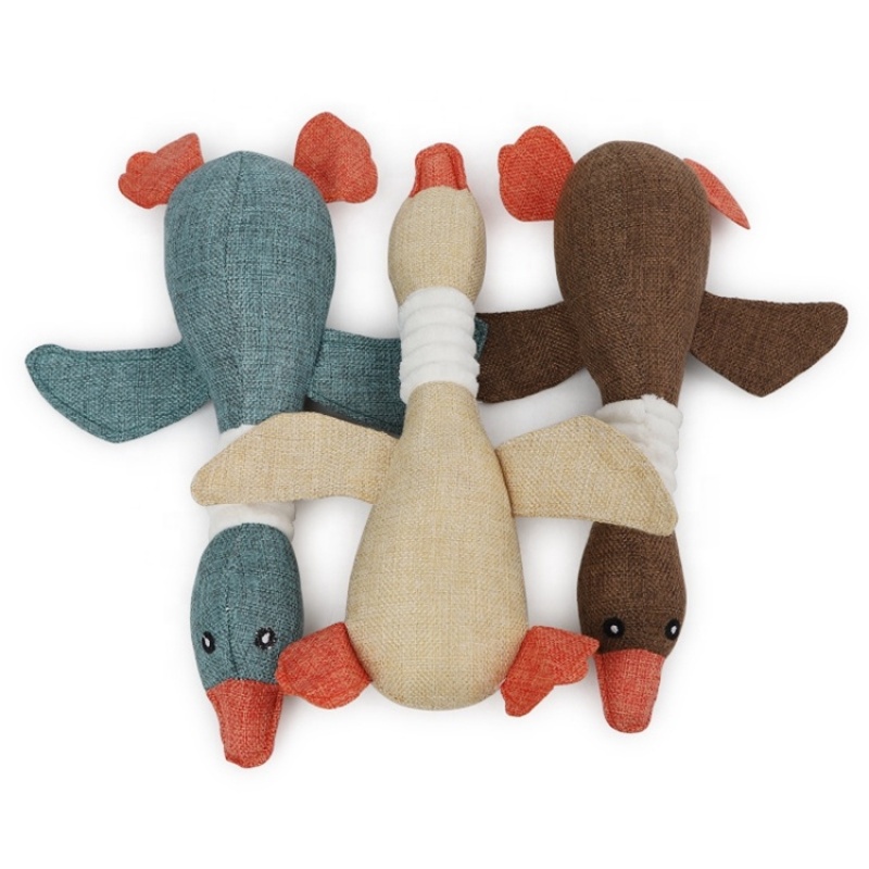 Factory Direct Sales Durable Flying Duck Indestructible Squeaky Interactive Pet Toys Dog Chew Dog
