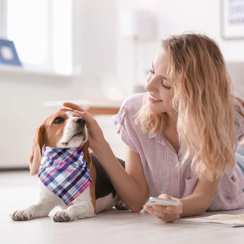 Dog Bandana Plaid Cotton  Washable Puppy Triangle  Drool Bibs Dog Handkerchief Girl Comfortable Scarf