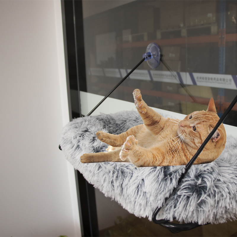 Winter Warm Plush Cat Hammock Space Saving Window Mounted Cat Seat Cat Hammock for Window