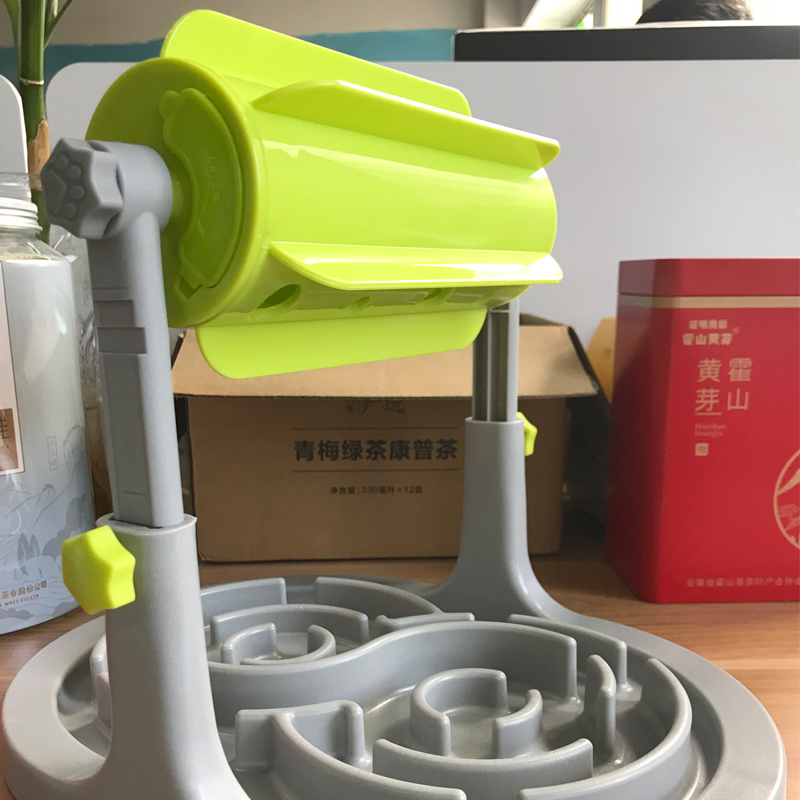 Interactive Adjustable Pet IQ Slow Feeder Dog Bowl Pet Automatic Smart Dog Feeder Bowl Wholesale