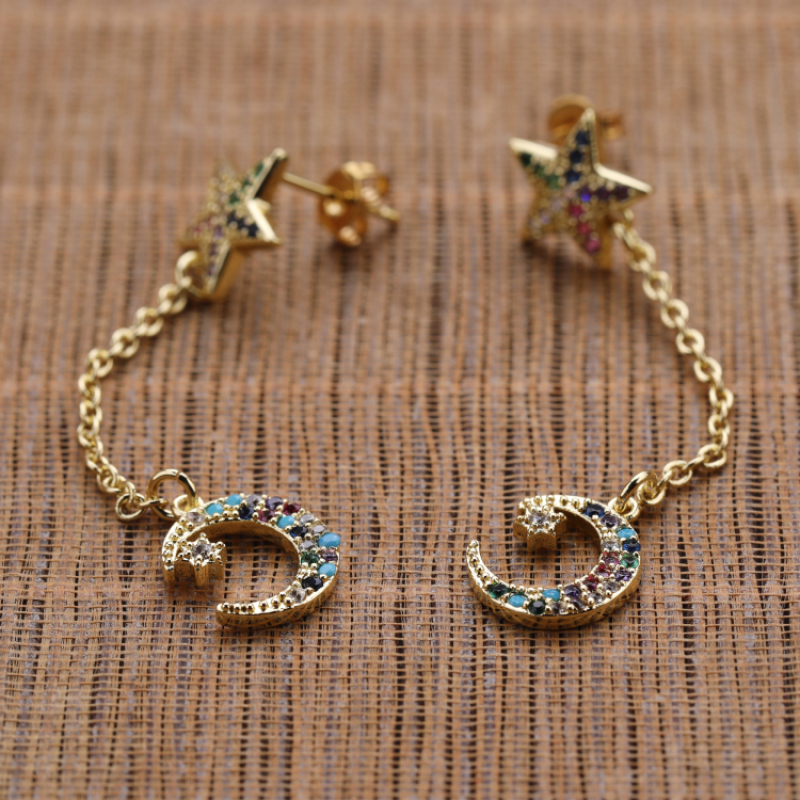 2021 Fashion Micro Insert Zirconia Design Charm Gold Brass Jewelry Star Moon Hoop Earrings for Women and Girl
