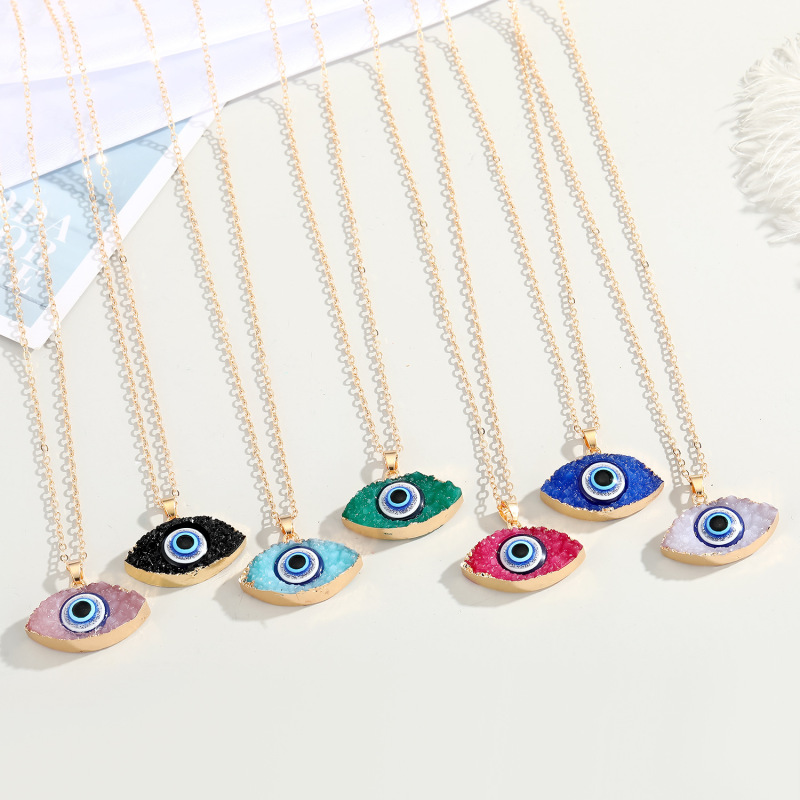 Wholesale Personalized devil eyes pendant necklace lucky eye chain jewelry resin evil eyes necklace for women