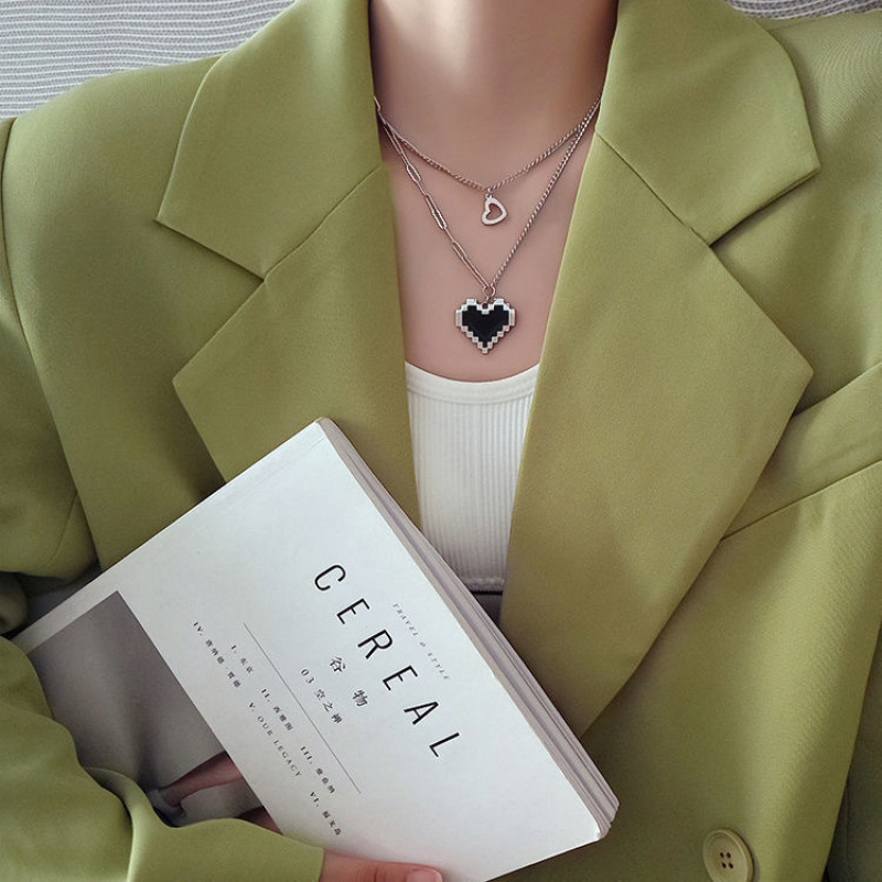 Black mosaic love pixel peach heart double layer stacked necklace female ins cold wind clavicle chain necklace