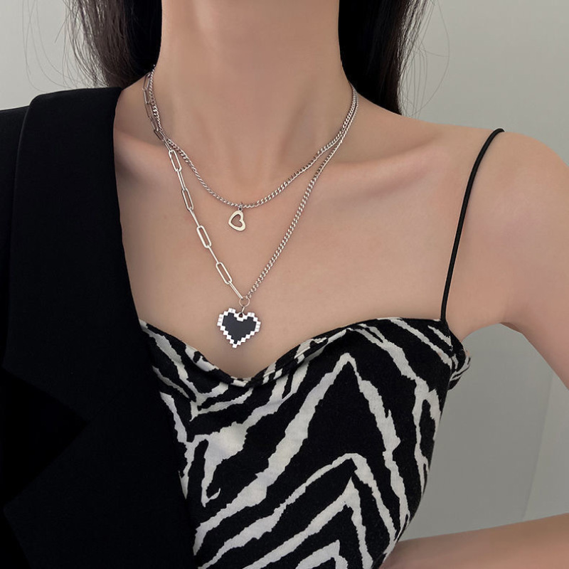 Black mosaic love pixel peach heart double layer stacked necklace female ins cold wind clavicle chain necklace