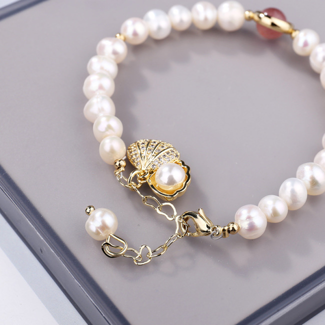 Handmade 18K Gold Plated Bangles Women Accessories Jewelry Micro Insert Rhinestone Shell Pearl Bracelet