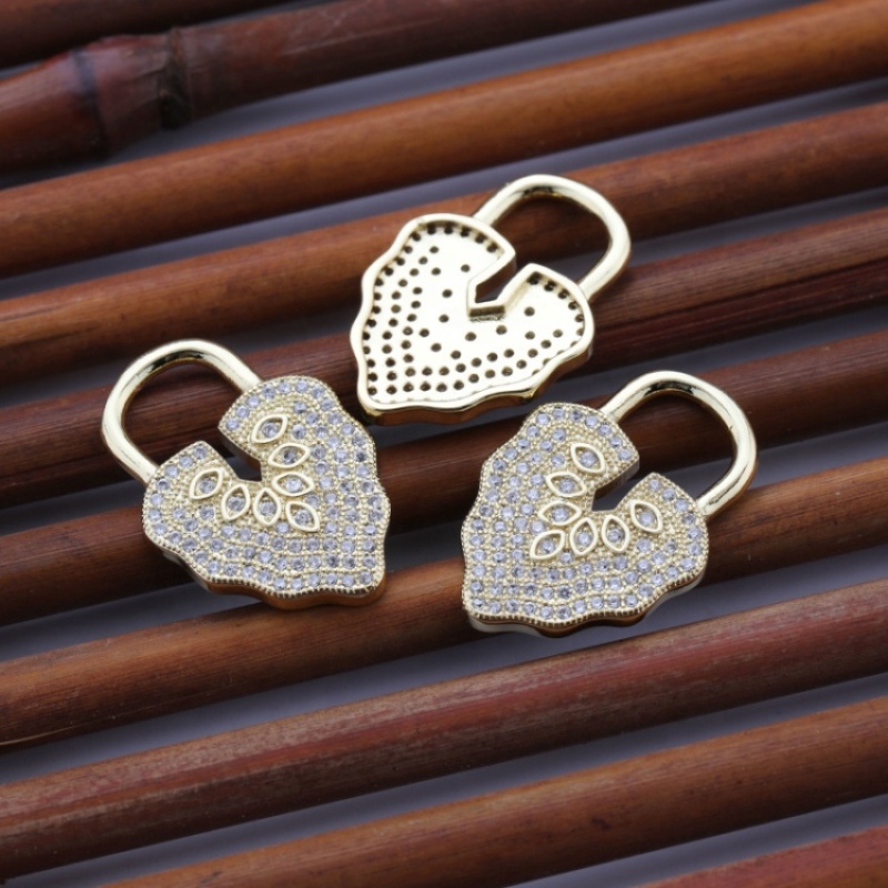 Custom Wholesale Fashion Korean Gold Plated Copper Heart Lock Design Zircon DIY Jewelry Accessory for Bracelet Necklace Making