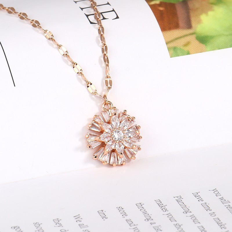 New CZ Micro Pave Small Daisy Collarbone Chain Necklace Female Sun Flower Collarbone chain Necklace Wholesale