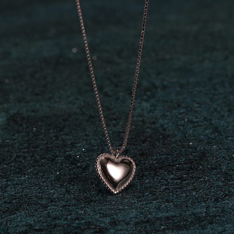 Fashion Exquisite Girls Gift 925 Sterling Silver Jewelry Custom Heart Pendant Chain Necklace for Women