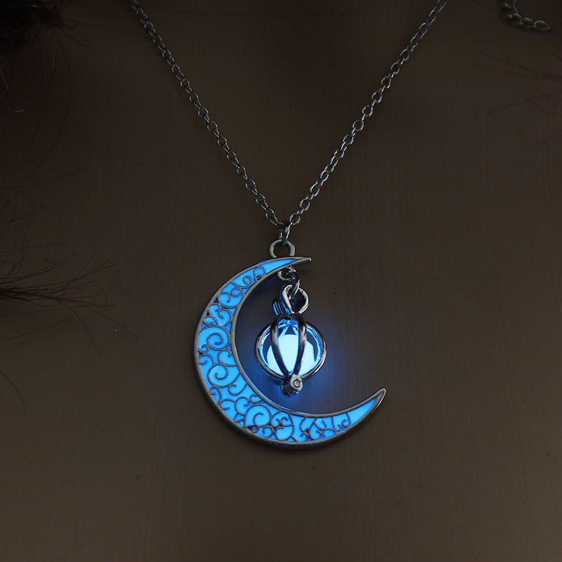Wholesale luminous beads pumpkin pendant necklace silver plated moon Halloween light up necklace for lady