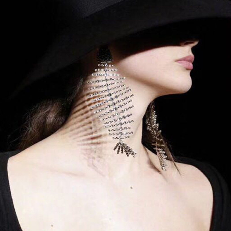 Luxury Design Bohemian Style Jewelry Shiny Rhinestone Fish Bone Charm Dangle Earrings For Women