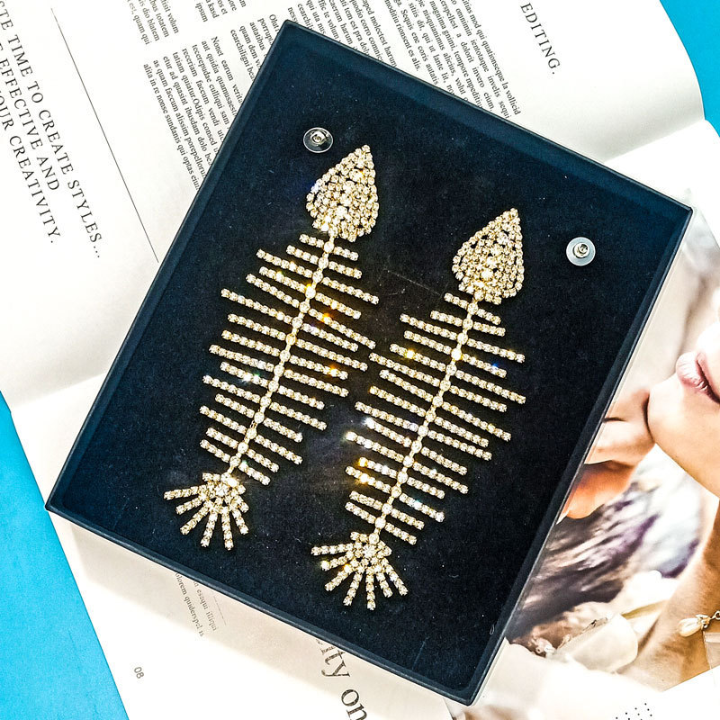 Luxury Design Bohemian Style Jewelry Shiny Rhinestone Fish Bone Charm Dangle Earrings For Women