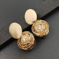 New Arrival Vintage Geometric Gold Plated Simple Woven Round Ball Pearl Fashion Pendant Earrings