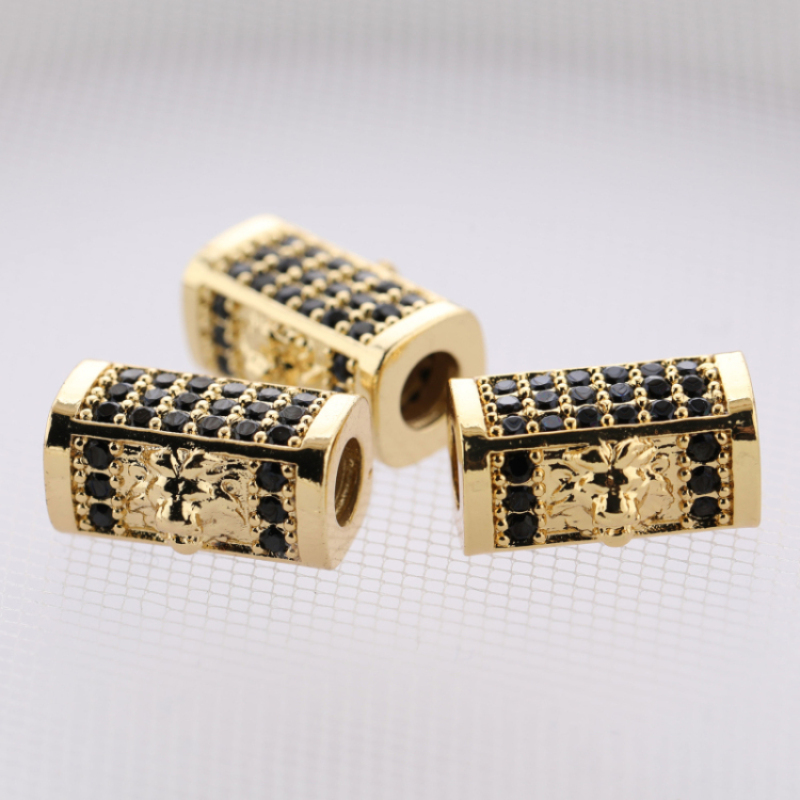 Men Womens Handmade Jewelry Jet Cubic Zirconia Gold Lion Head Beads Charm for Bracelet Making
