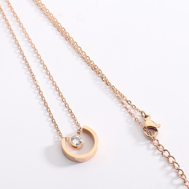 2021 Wholesale Japan Fashion Half Circle Diamond Necklace Rose Gold Pendant Necklace
