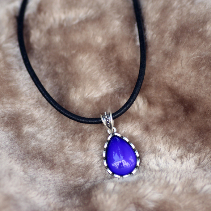 CAL Best Handmade Magic Color Change Mood Tear Drop Stone Pendant Necklace Antique Silver Plated Necklaces Gift Party