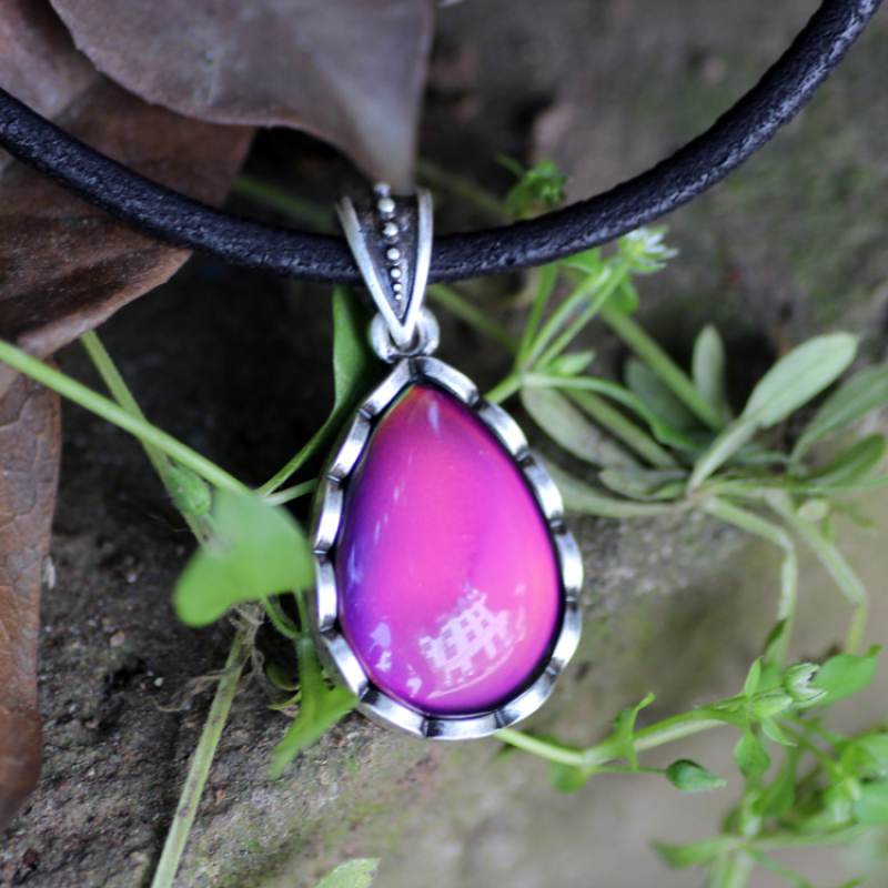 CAL Best Handmade Magic Color Change Mood Tear Drop Stone Pendant Necklace Antique Silver Plated Necklaces Gift Party