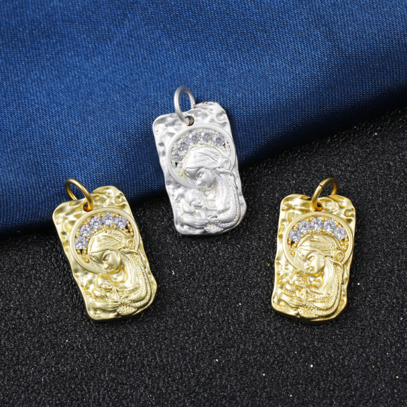 High Quality Women Necklace Replaceable Gold  Plated Jewelry Pendants Virgin Mary Charms for Jewelry Making