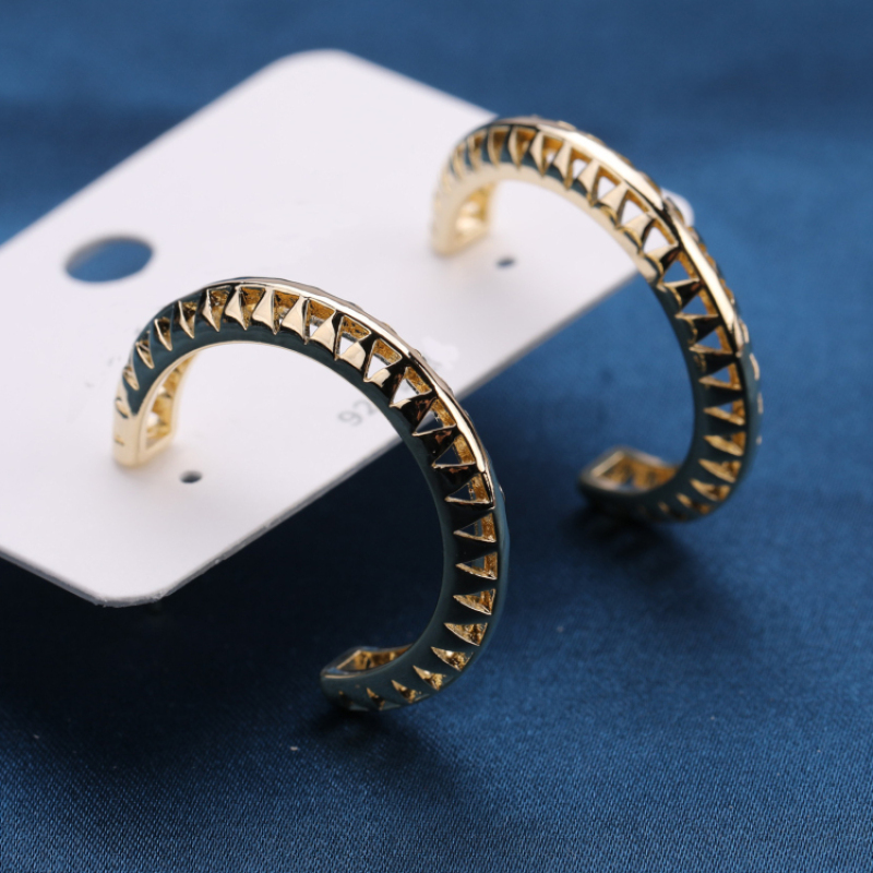 Wholesale Womens Brass Jewelry Hollow Out 27*4MM C Shape Hoop Earring