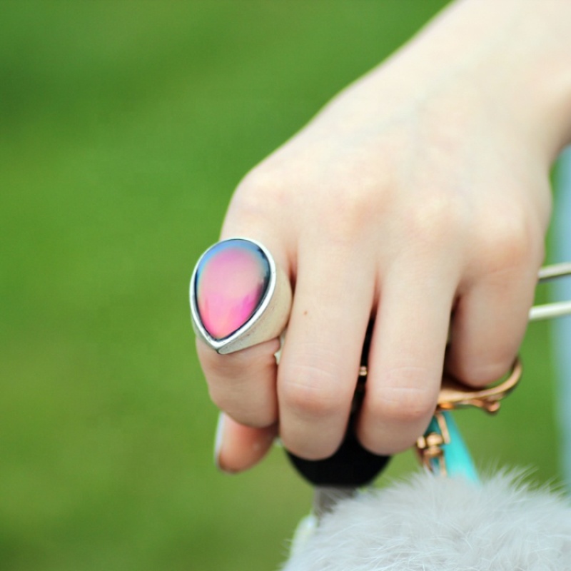 Bohemian Style Handmade Tear Drop Shape Mood Stone Jewelry Ring for Women