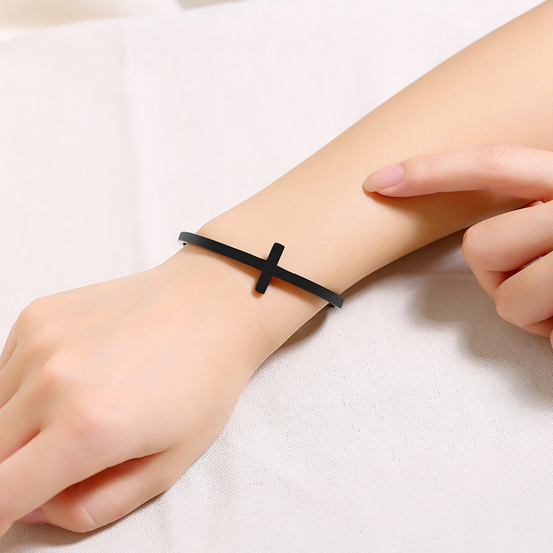 Minimalistic Design Open Sideways Cross Bangle Stainless Steel Cross Cuff Bracelet For Women Gift