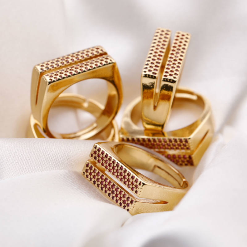 Classic Design Copper Gold Plated Ring Geometrical Shape Rose Red Zircon Rings Jewelry Women Handmade 2021 New Arrival Wholesale