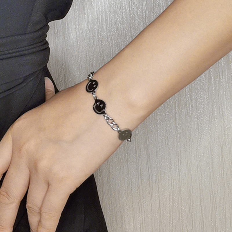 New women accessories jewelry hip hop trend ins bangles niche design sense of light luxury stainless steel couples bracelets