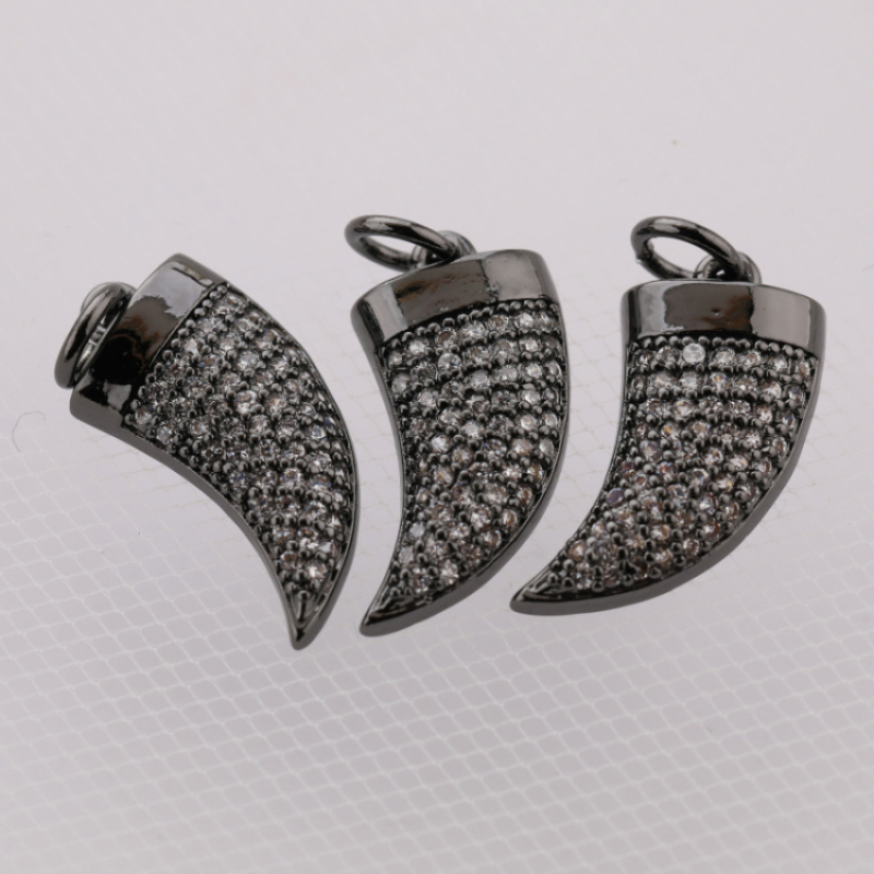 925 Silver Single Hanging Flat Lvory Horn Micro Pave Necklace Pendant Charm with Ring