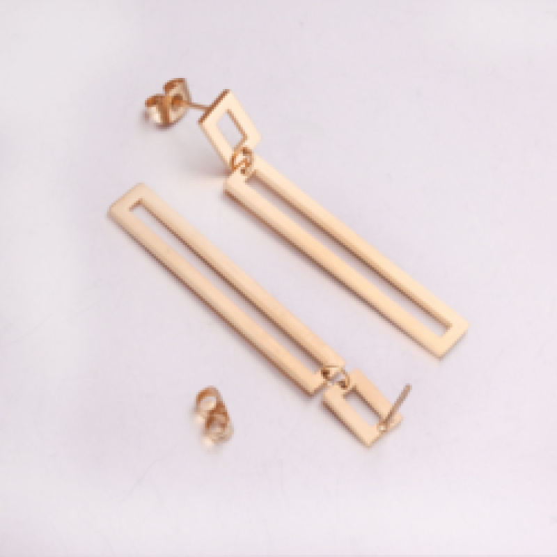 2021 Custom Wholesale Women Fashion Accessories Gold Plated Stainless Steel Drop Ear Ring Jewellery Tassel Pendant Stud Earrings