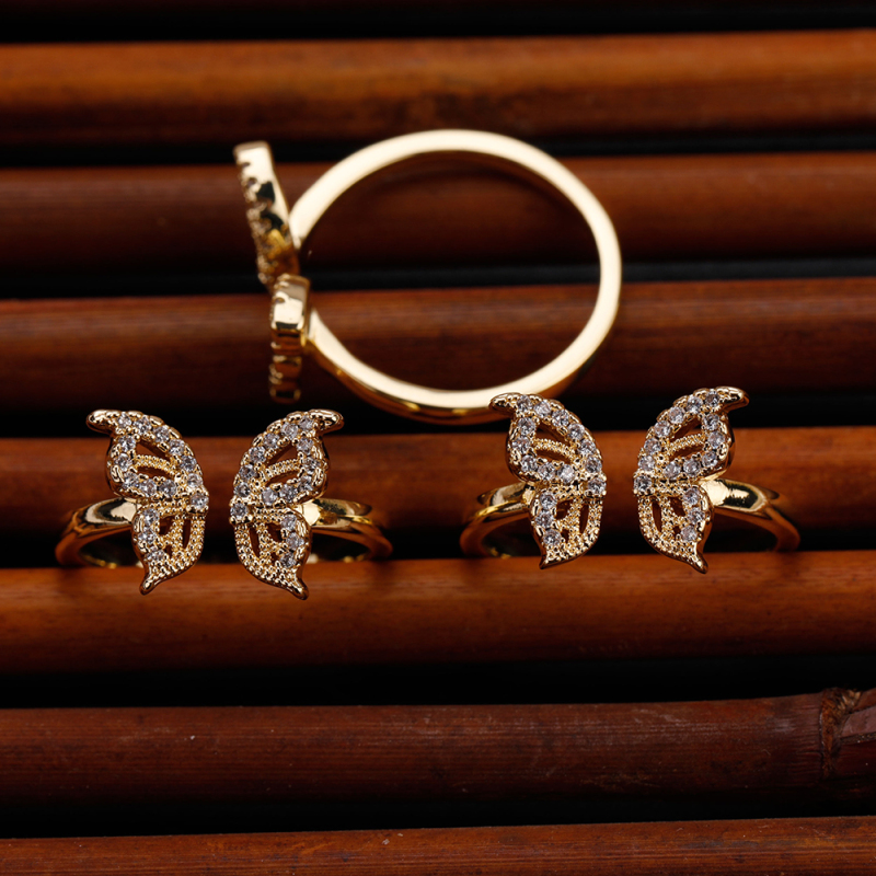 Butterfly Ring Gold And White Zircon Plated Brass Shiny Diamond Jewelry Round Rings Adjustable For Lady Women Party Gift